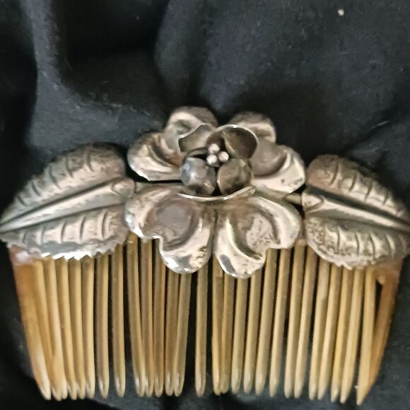 Vintage Art Deco Hair Comb